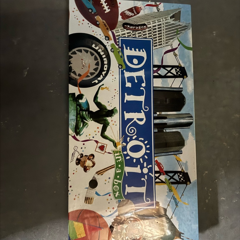 Vintage 90s Detroit in a Box Monopoly Landmark Edition City Games - sealed